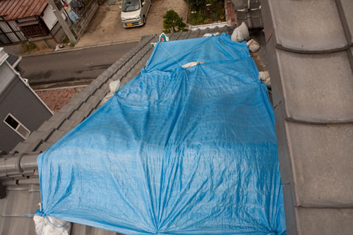 松本震災の屋根被害１