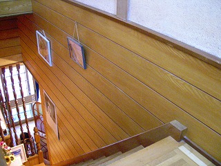手摺取付け前の階段